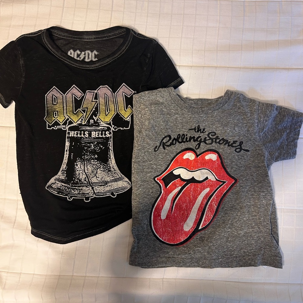 ☀️3/$25☀️ Boy band tee shirts size 4
